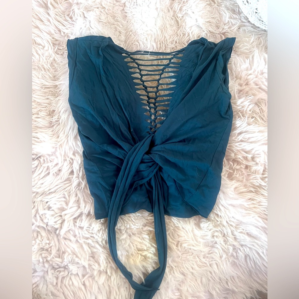 Queen of heart’s beautiful teal wrap yoga dance wear top